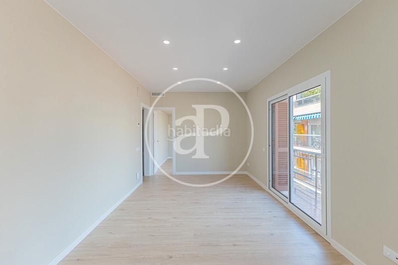 Foto 80e8266f-ba30-40c2-87f6-f96d95056fea. Piso  en venta en Sants en Sants Barcelona