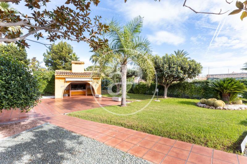 Foto b0e3872f-0911-42ca-88ba-2a5545269118. Casa chalet independiente en venta en olimar en Olimar-Carambolo-Atalaya de Levante Chiva