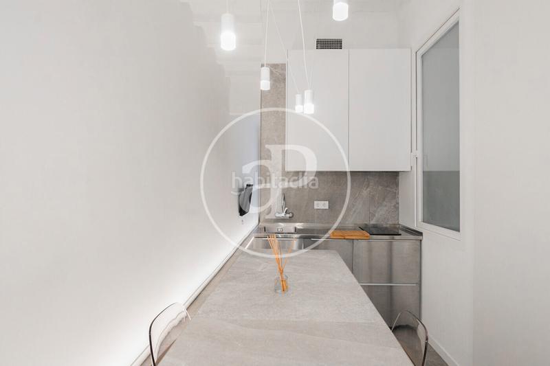 Foto 1032bc25-a786-472f-8eb5-d0bd3997c76a. Appartement avec chauffage dans Raval Barcelona