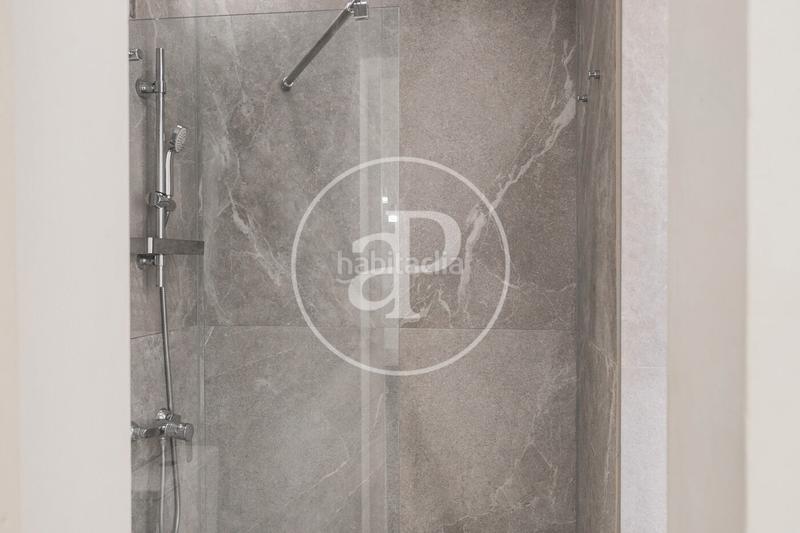 Foto c7e4e8c8-ce4d-48fa-9511-5834be00156c. Appartement avec chauffage dans Raval Barcelona