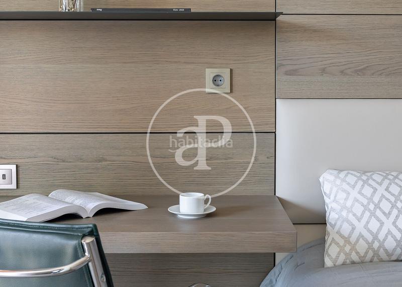 Foto 98be8940-3075-49f6-803e-bdf8092d2326. Etagenwohnung mit heizung parking pool in Finestrelles Esplugues de Llobregat