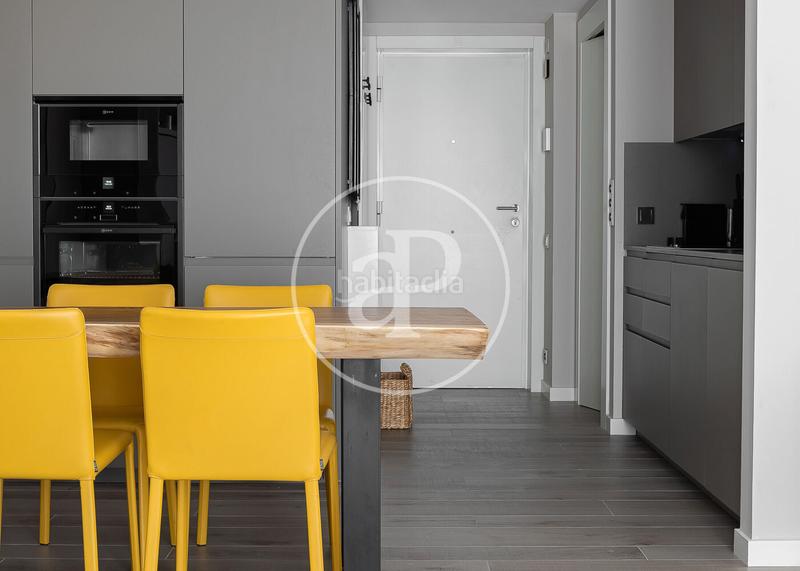 Foto bc9c43ad-d1b0-4b1d-8a85-96d41b720645. Etagenwohnung mit heizung parking pool in Finestrelles Esplugues de Llobregat