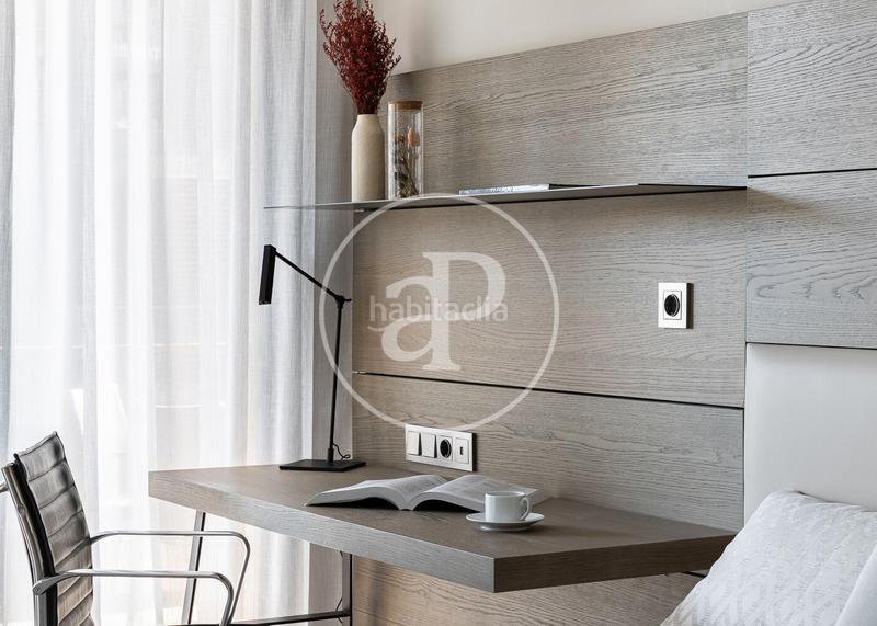 Foto dd69bdb6-1c08-4f82-ab2c-a6ff2eaa3870. Etagenwohnung mit heizung parking pool in Finestrelles Esplugues de Llobregat