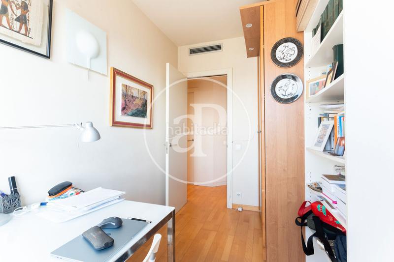 Foto b35f2349-5f58-4c8a-92d4-408f29bce581. Affitto appartamento con riscaldamento parcheggio piscina in Barcelona