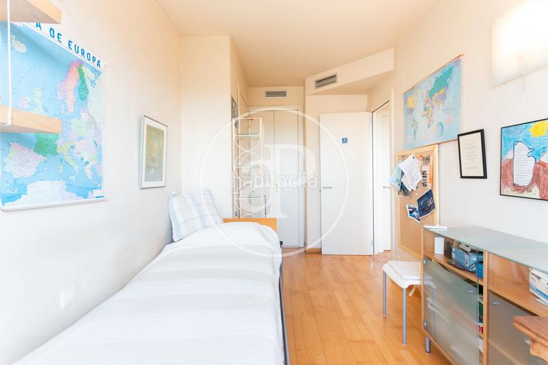 Foto 79765c08-0bef-4a02-aed4-2d8cbb4b644f. Location appartement avec chauffage parking piscine dans Barcelona