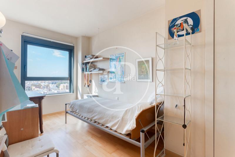 Foto 930573cc-be00-4d04-a464-a5ce32d51dda. Location appartement avec chauffage parking piscine dans Barcelona