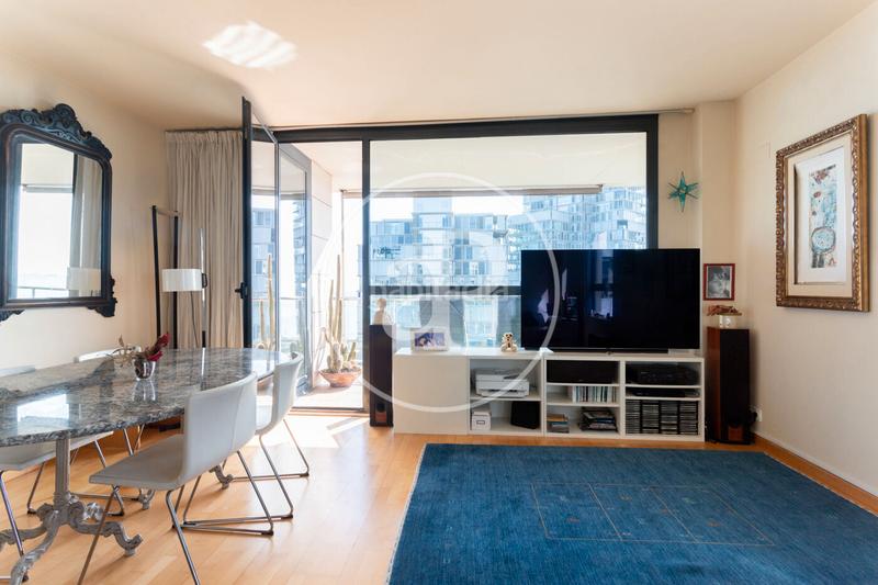 Foto f596f4c9-775d-4cd6-a11b-821eeecce14b. Location appartement avec chauffage parking piscine dans Barcelona