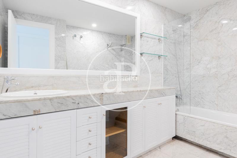 Foto a91c41ee-21cd-4c6b-82ba-1b42fec9bdae. Affitto appartamento con riscaldamento parcheggio piscina in Sant Cugat del Vallès