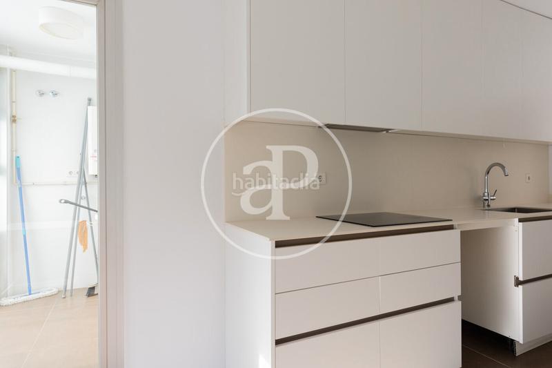 Foto 74cd2b4e-9854-4796-b500-fcedc7fabc1d. Lloguer pis amb calefacció aparcament piscina a Parc Central Sant Cugat del Vallès