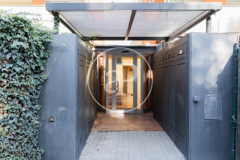 Foto ef7fd070-851d-4188-b9f9-40cdccc28b82. Lloguer pis amb calefacció aparcament piscina a Parc Central Sant Cugat del Vallès