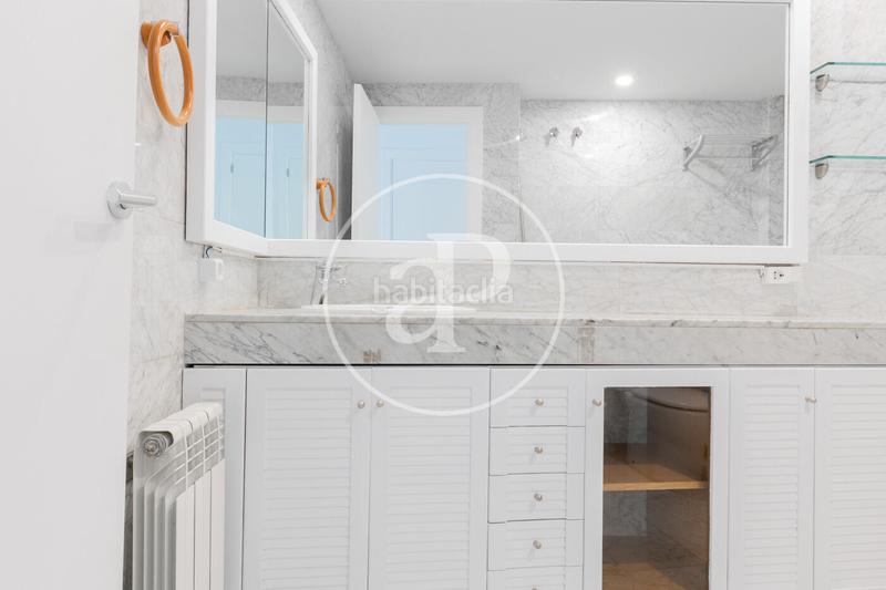 Foto 73f467fa-51ec-4f3f-a9cd-71377357aba0. Location appartement avec chauffage parking piscine dans Sant Cugat del Vallès