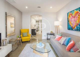 Etagenwohnung in Rambla de Catalunya