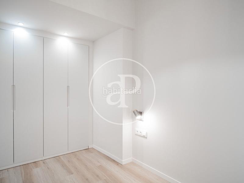 Foto 6837c23d-f2aa-4424-9c7c-9a0b57a76f78. Pis amb calefacció a Raval Barcelona