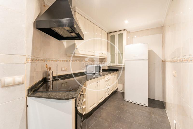 Foto 1690f3fe-4235-40f4-b419-2db45202a238. Rent flat with heating in El Mercat Valencia