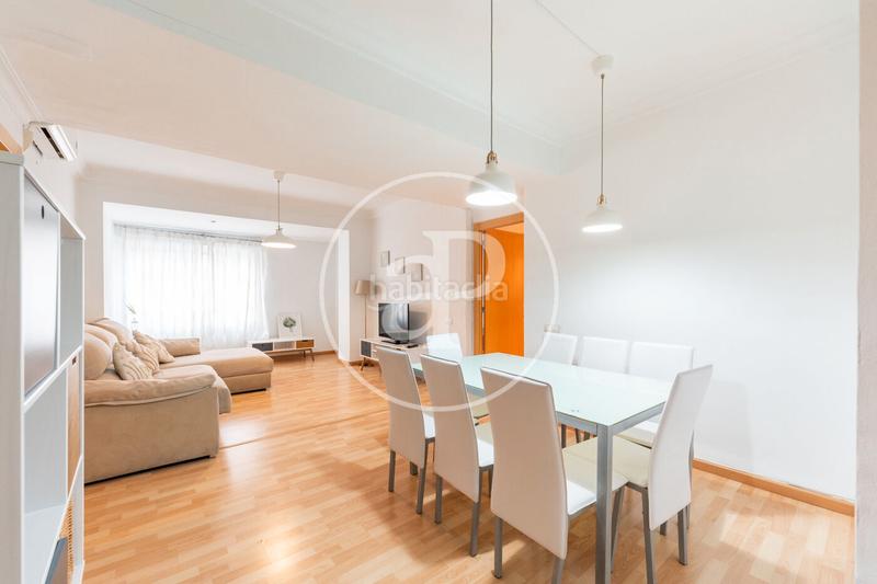 Foto 2e008a21-6283-4a92-8b51-dac48264ccb1. Rent flat with heating in El Mercat Valencia