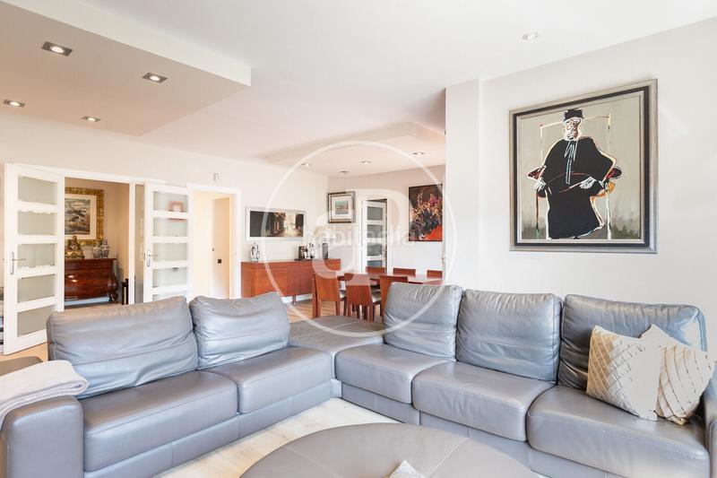 Foto 41bf9ea4-7f50-46ed-b8dd-764fb269e20b. Appartamento con riscaldamento parcheggio in Pedralbes Barcelona