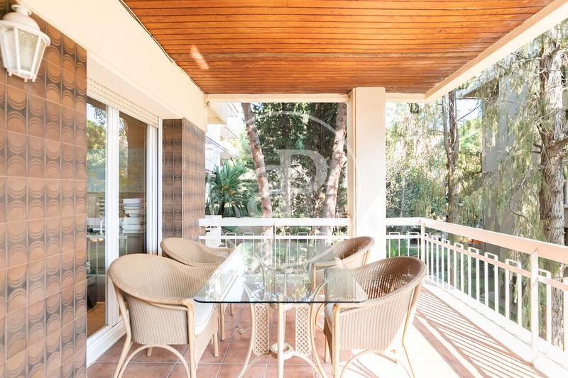 Foto 5332aa3c-85fb-4472-adba-6d20907c4d88. Appartamento con riscaldamento parcheggio in Pedralbes Barcelona