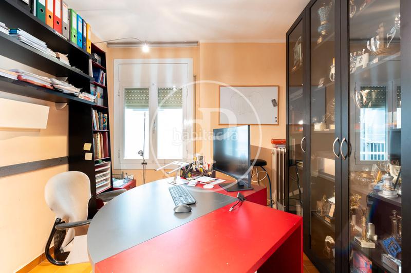 Foto 44743bc7-8452-4bb1-897e-a482c1768236. Flat with heating parking in Centre Sabadell