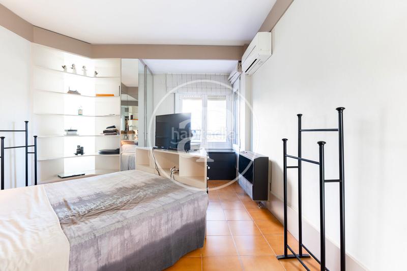 Foto cca6003c-6553-4f05-b0dc-a399c06936d9. Flat with heating parking in Centre Sabadell