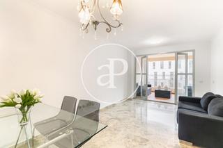 Etagenwohnung in Carrer d'Antonio Sacramento