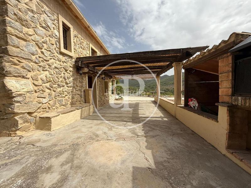 Foto 23944ede-7b7c-45ac-ac63-a0a9695d775b. Casa con parcheggio piscina in Torre de les Maçanes (la)