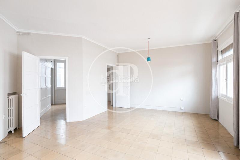 Foto 3f0e72f1-c159-4215-932f-d2ea75d7ab54. Appartement avec chauffage dans Dreta de l´Eixample Barcelona