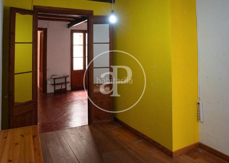 Foto 4f83d11f-5453-4ba9-a5e3-bfa5f69b665d. Appartamento con riscaldamento in Gòtic Barcelona