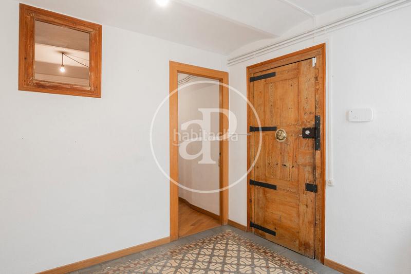 Foto e1fa383a-080e-4513-b629-e5d8cfa99e0a. Pis amb calefacció a Gòtic Barcelona