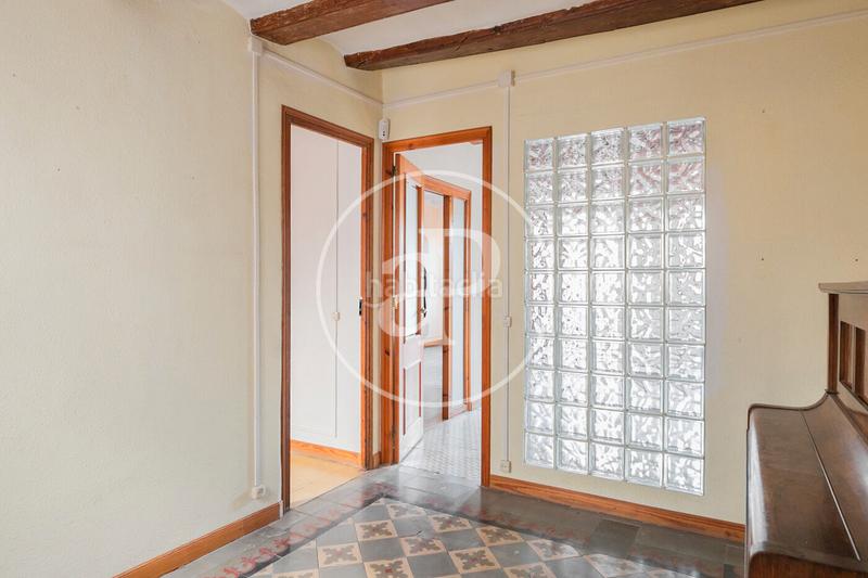 Foto e5032d44-070b-46a2-b28a-00ba5e5407ef. Pis amb calefacció a Gòtic Barcelona