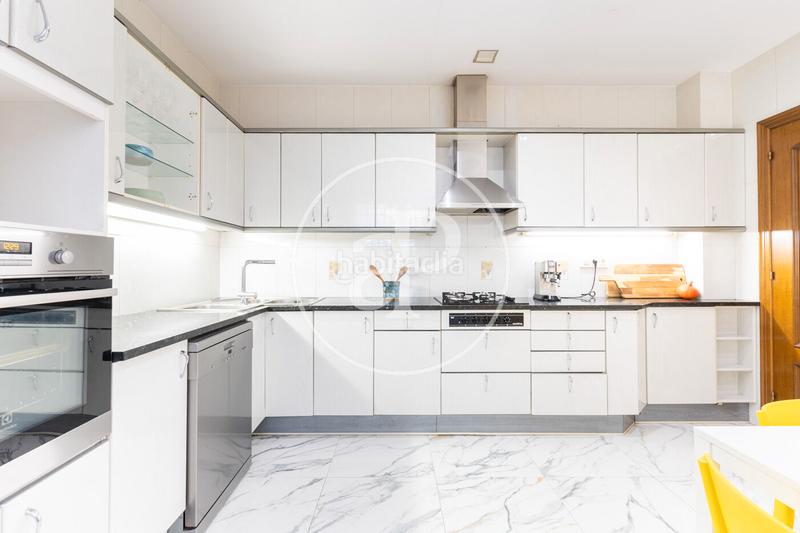 Foto d777148d-b115-466a-a20b-bd7ecd0f82bb. Affitto casa con riscaldamento parcheggio piscina in Sant Cugat del Vallès