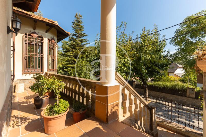 Foto 90129812-fc3e-416a-a534-c0fc23ba62cf. Lloguer casa amb calefacció aparcament piscina a Sant Cugat del Vallès