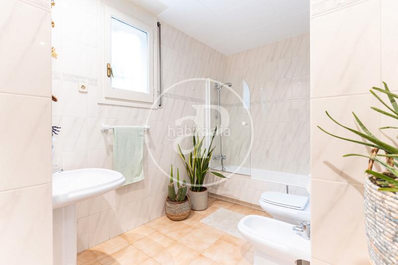 Foto 82efe8b4-8701-45aa-8045-6ff12a55ad9b. Miete haus mit heizung parking pool in Valldoreix Sant Cugat del Vallès