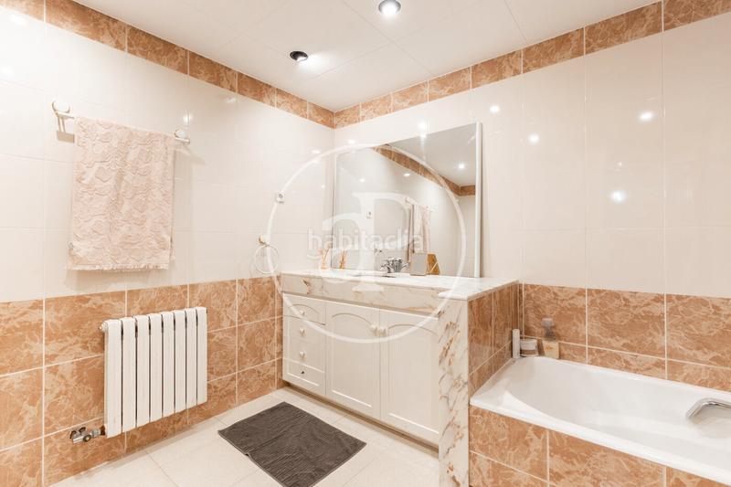 Foto f0615148-9bfc-4224-aace-2f03e8708e5a. Rent house with heating parking pool in Valldoreix Sant Cugat del Vallès