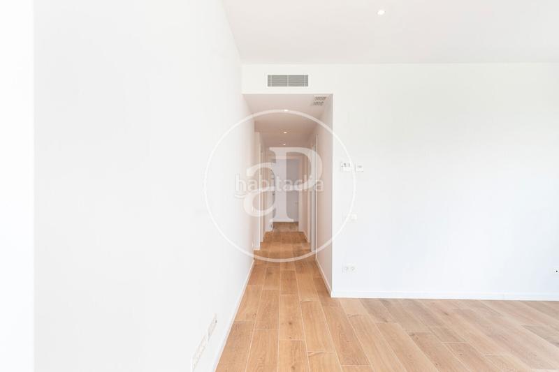 Foto b7e96dc5-f0bd-449c-bdc7-2157e4c88e19. Affitto appartamento con riscaldamento parcheggio piscina in Esplugues de Llobregat