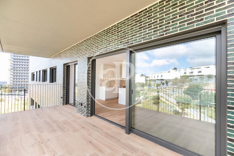 Foto cf1f5d38-c481-4095-b274-9e119379996d. Affitto appartamento con riscaldamento parcheggio piscina in Esplugues de Llobregat