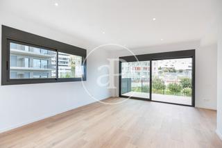 Location Appartement  Carrer de joan de la cierva. Piso en alquiler en finestrelles