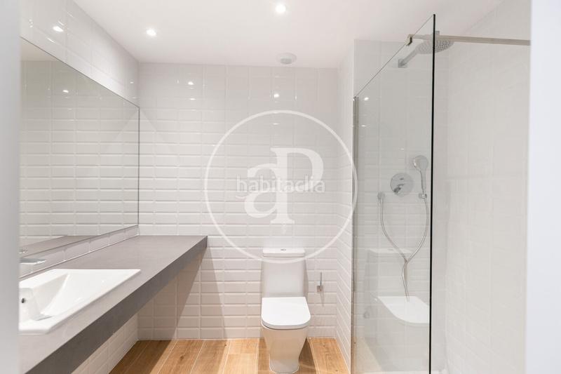 Foto abb1db30-c1d9-4c6b-a0d8-89b031cfa067. Rent flat with heating parking pool in Finestrelles Esplugues de Llobregat