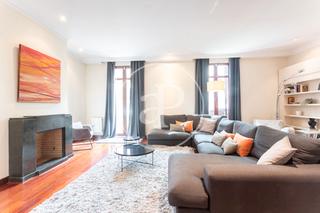 Location Appartement  Carrer del consell de cent. Piso en alquiler en consell de cent