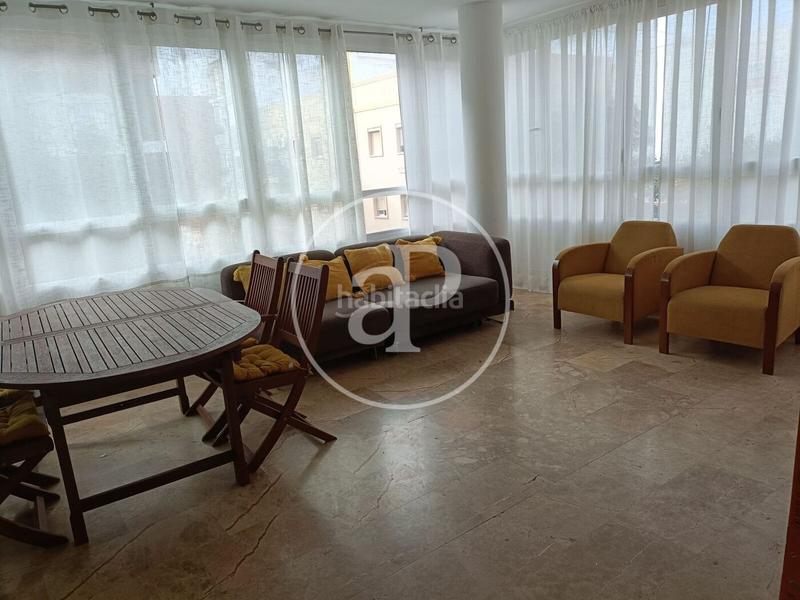 Foto 3261882e-a6c8-4b1d-a0d6-a0a87248b8a2. Lloguer pis amb calefacció aparcament a Torrefiel Valencia