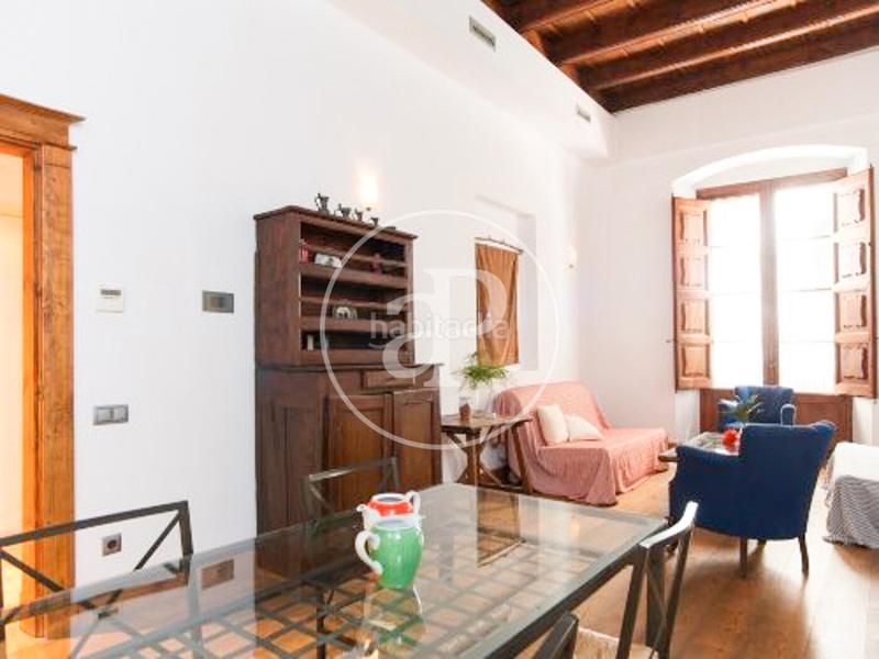 Foto 43467bc3-8fba-4b98-aa8f-c0395bd7b571. Location appartement avec chauffage dans Gòtic Barcelona