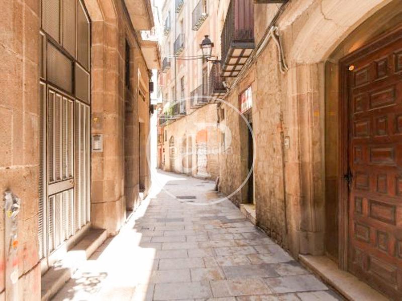 Foto a08cd43b-4f62-4941-8e3a-e29b28d1ab57. Location appartement avec chauffage dans Gòtic Barcelona