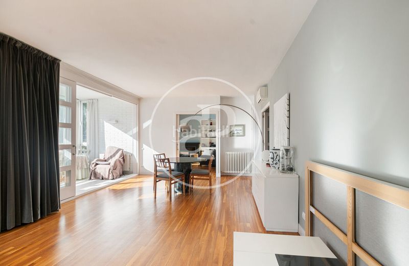 Foto 3bf775b0-c8b0-4d6d-9eb0-a597bbedcc3a. Pis amb calefacció aparcament a Sant Gervasi - Galvany Barcelona