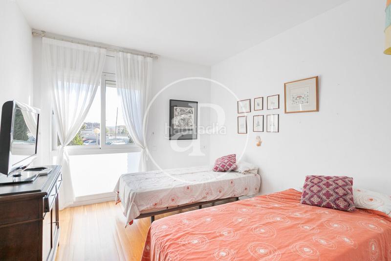 Foto 4c0051c3-5d7a-42ed-8a4e-e8aacc9d27c8. Pis amb calefacció aparcament a Sant Gervasi - Galvany Barcelona