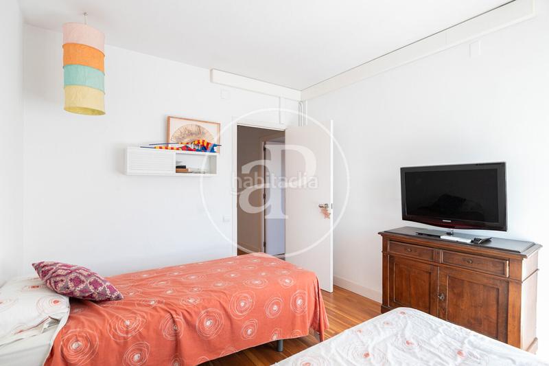 Foto 50c9a6a6-38a1-40d3-976f-268c4fdc19f6. Pis amb calefacció aparcament a Sant Gervasi - Galvany Barcelona