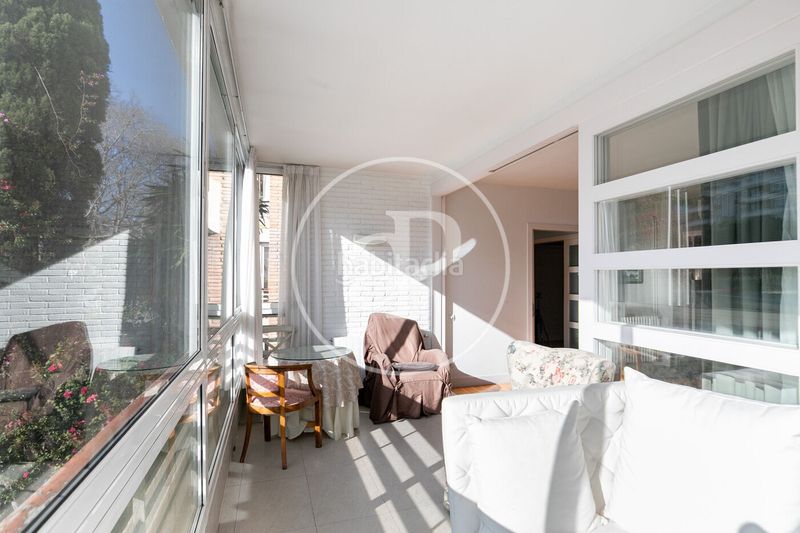 Foto a9256ae9-0193-4feb-8f4f-8533442e5c41. Pis amb calefacció aparcament a Sant Gervasi - Galvany Barcelona