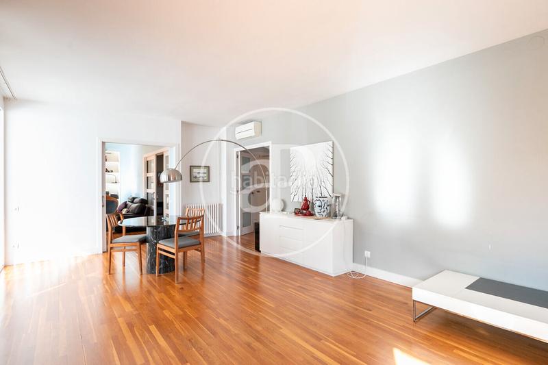 Foto b40c07d5-19e7-4295-89fc-95d94534bbad. Pis amb calefacció aparcament a Sant Gervasi - Galvany Barcelona