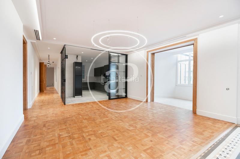 Foto b8ceea27-3b9c-4167-b5f9-46cf13b3bb47. Miete etagenwohnung mit heizung in Dreta de l´Eixample Barcelona