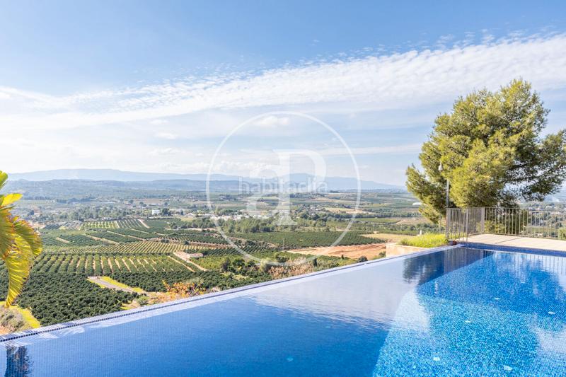 Foto 45e070e3-b38c-459f-bc1d-fa2df3153ef2. Maison avec chauffage parking piscine dans Cumbres de Calicanto Torrent