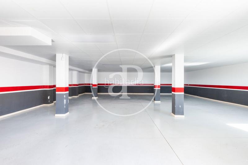 Foto 46f11f23-e8e4-4f53-8016-c0536431f184. Maison avec chauffage parking piscine dans Cumbres de Calicanto Torrent