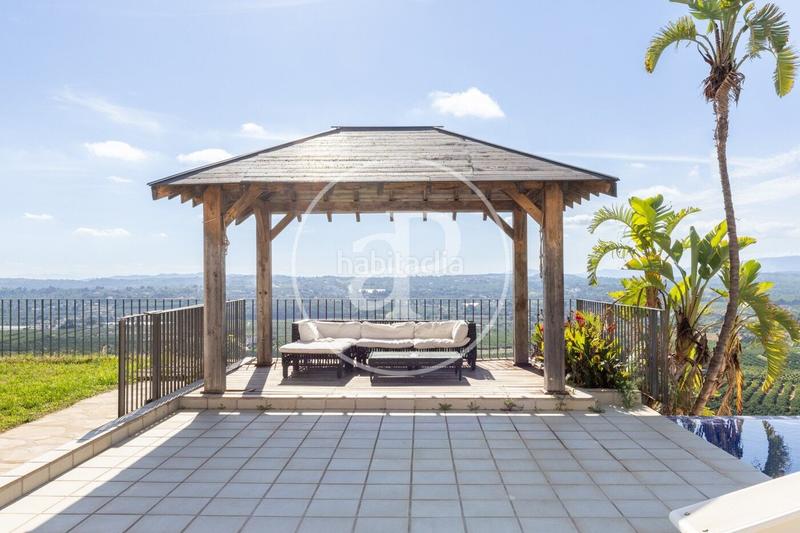 Foto 64b769fe-a079-4a97-a609-b6145eb7a414. Maison avec chauffage parking piscine dans Cumbres de Calicanto Torrent